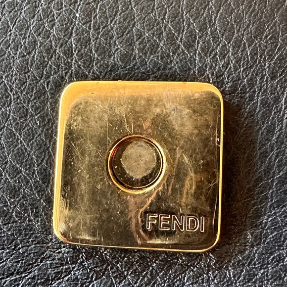 Fendi BAGUETTE LEATHER HANDBAG - Picture 12 of 16